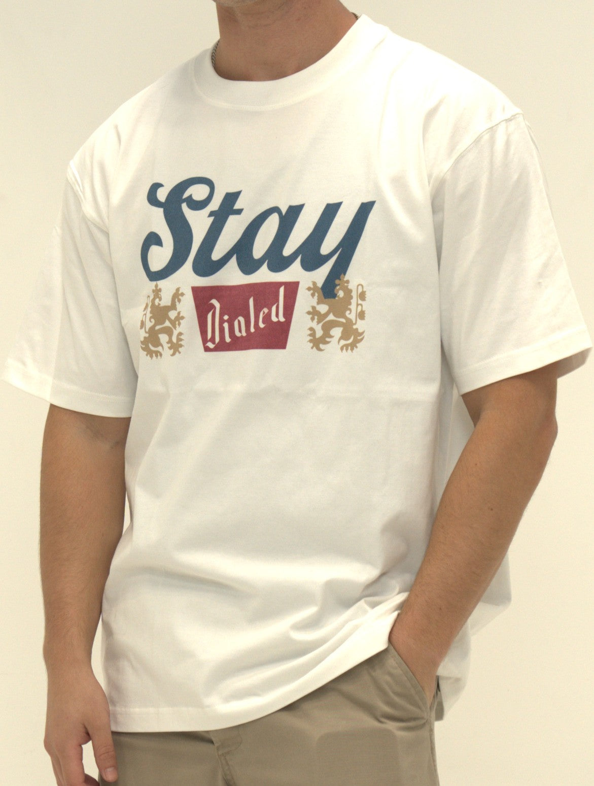 STAY DIALED BANQUET TEE