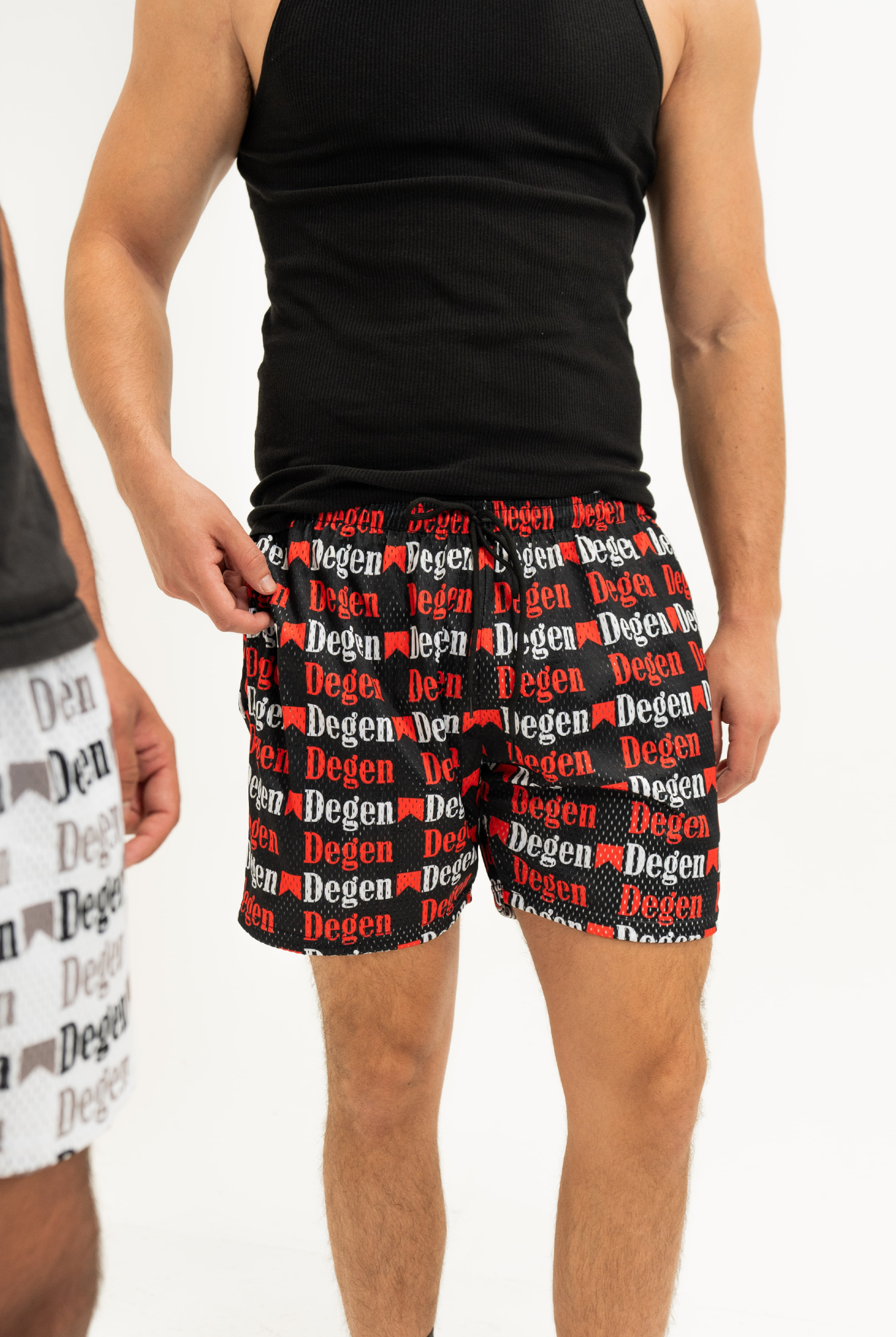 BLACK MARBEEZY 5" MESH SHORT